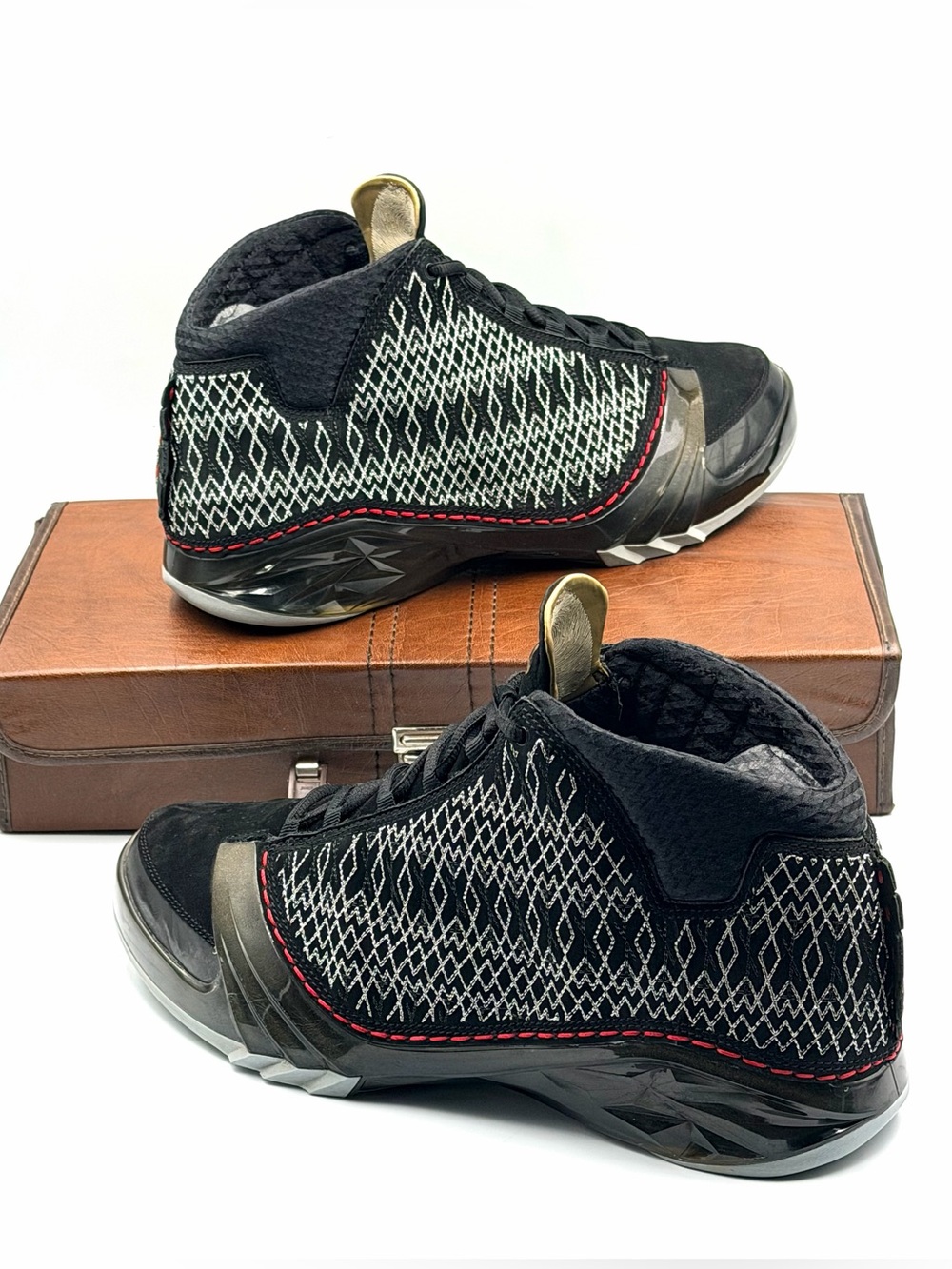 Air Jordan 23 OG 'Black Stealth' - Picture 12 of 12
